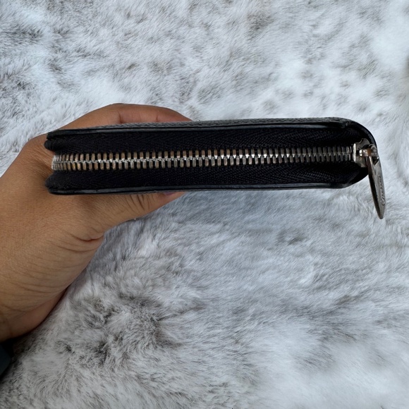 Cartier Santos Black Leather Zip Around Wallet ~ Vintage P0077 - Picture 7 of 12